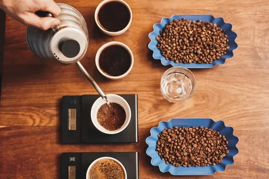 Building a fault-tolerant metrics storage system at Airbnb