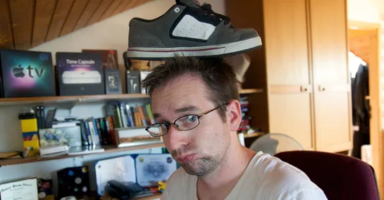 Error handling in Go web apps shouldn't be so awkward