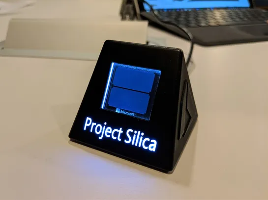 Microsoft Project Silica: Your Data, Stored in a Pyrex Dish, for 10,000 Years